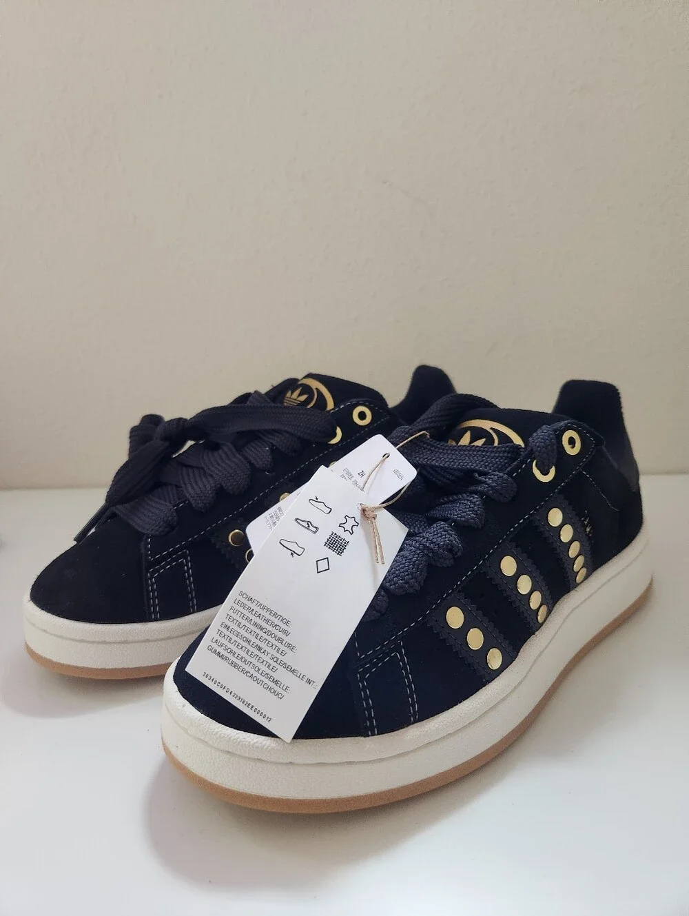 Adidas Campus 00s Studded Sneakers Black Gold Metallic NWT Women’s 5 JQ8334
